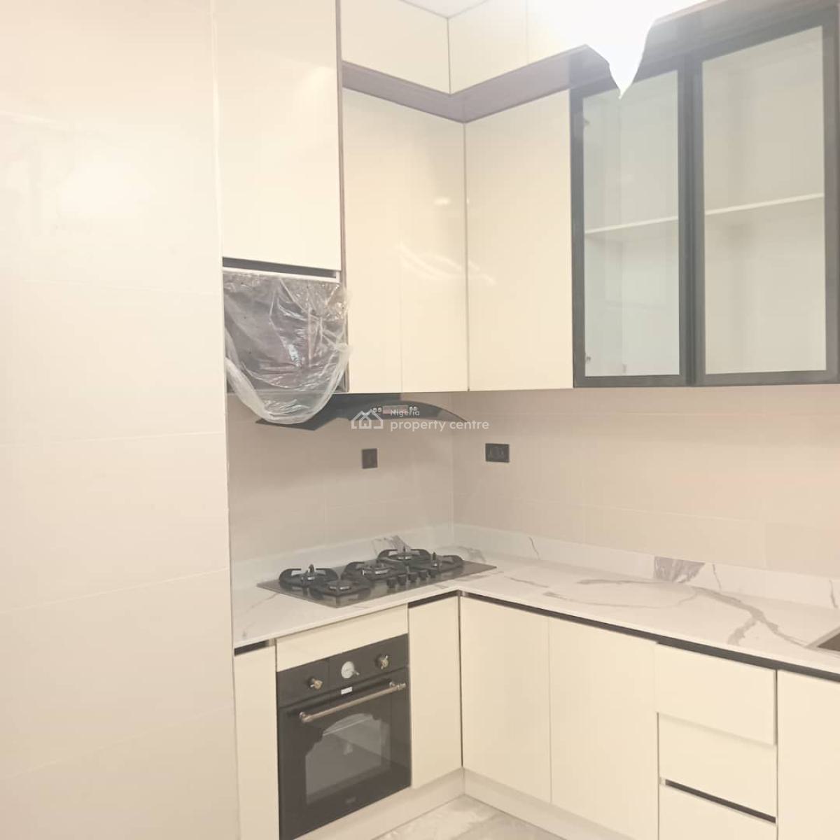 3 Bedroom Apartment, Lekki Phase 1, Lekki, Lagos, Flat / Apartment for Rent