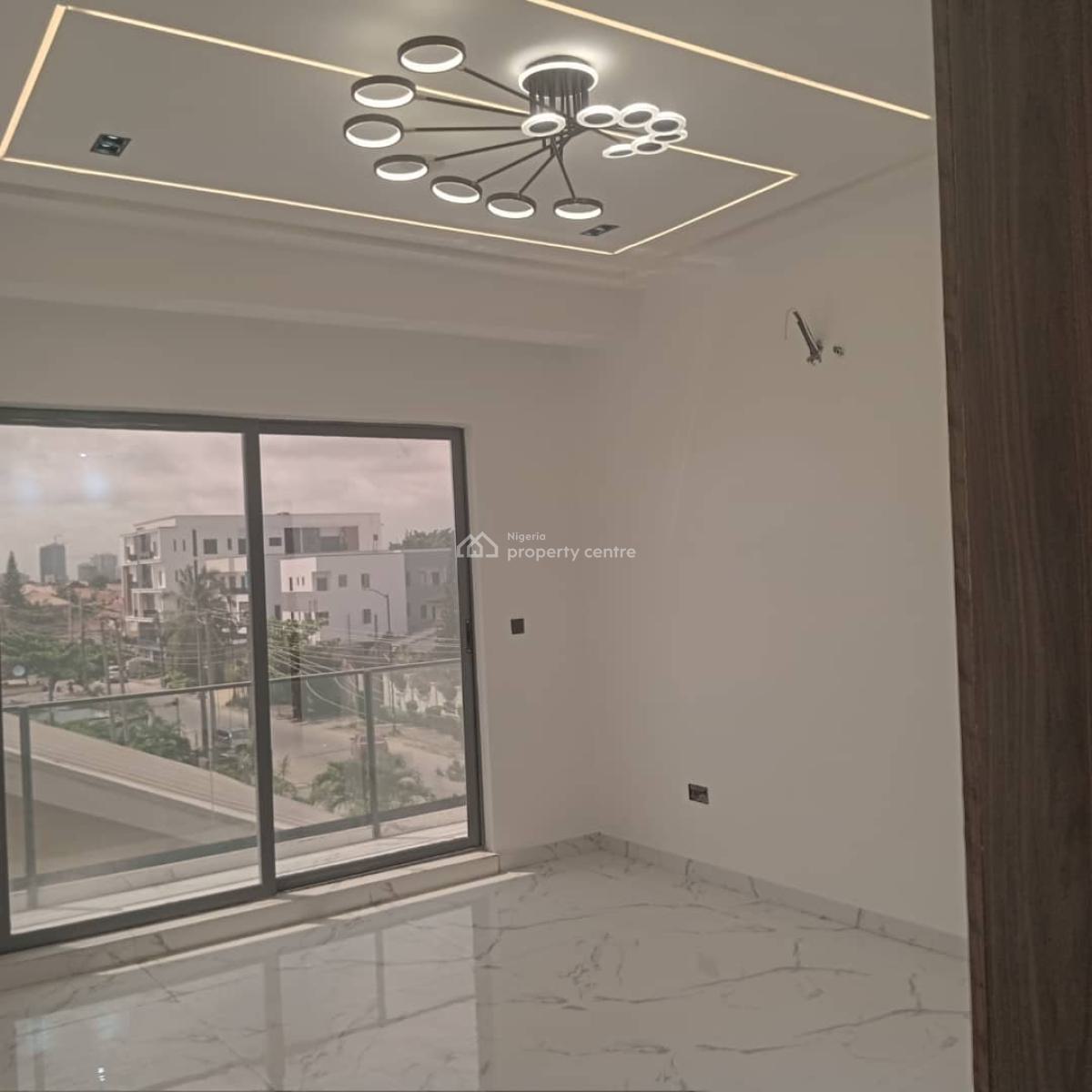 3 Bedroom Apartment, Lekki Phase 1, Lekki, Lagos, Flat / Apartment for Rent