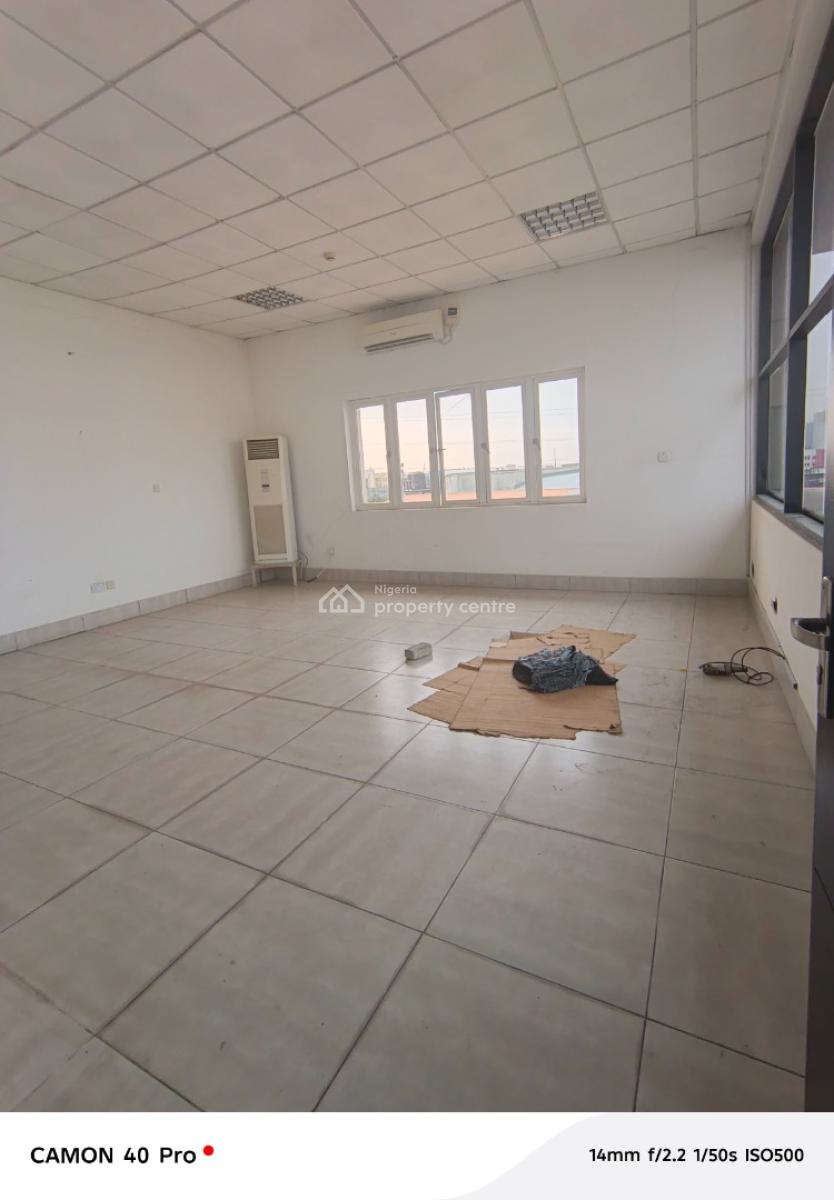 3 Storeys Building, Ikate, Lekki, Lagos, Office Space for Rent