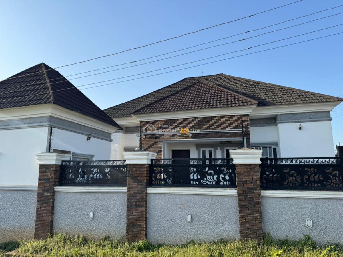 Standard 3 Bedrooms Bungalow with 2 Units of Selfcontain Bq., Karsana, Gwarinpa, Abuja, Detached Bungalow for Sale