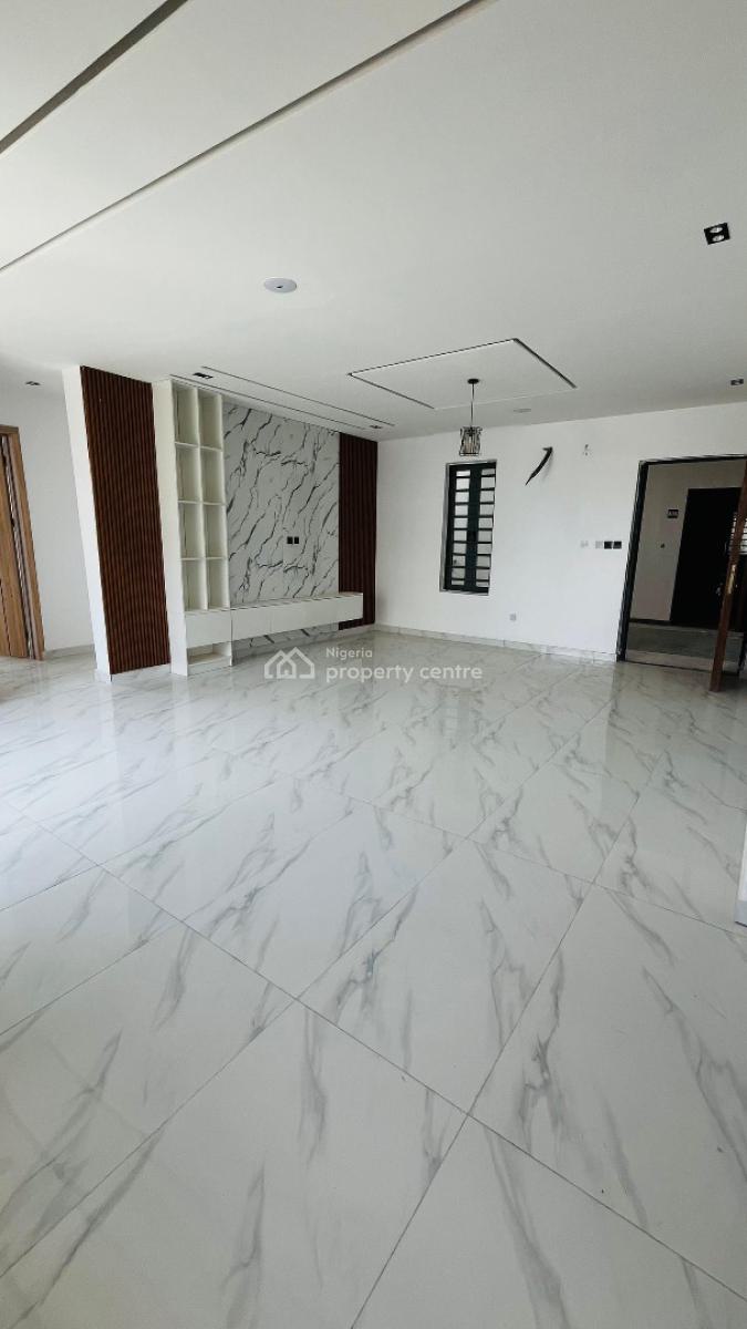 Well Built 2 Bedroom Apartment, Ikate, Lekki, Lagos, Flat / Apartment for Sale