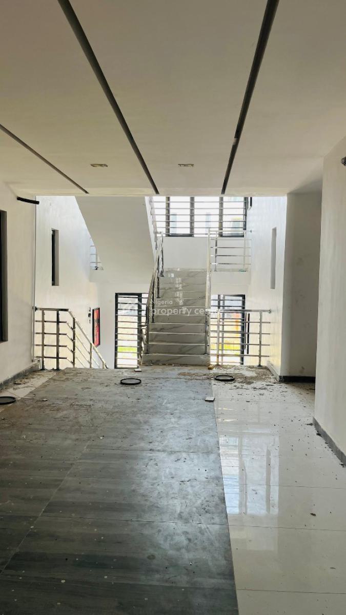 Well Built 2 Bedroom Apartment, Ikate, Lekki, Lagos, Flat / Apartment for Sale