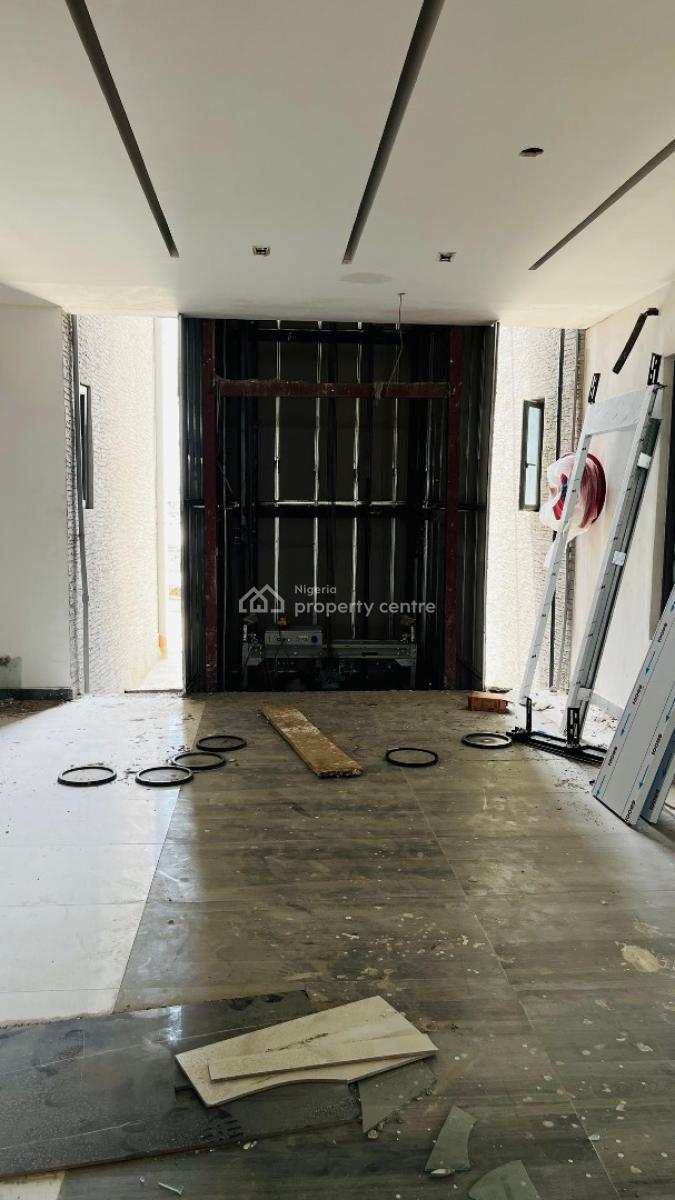 Well Built 2 Bedroom Apartment, Ikate, Lekki, Lagos, Flat / Apartment for Sale