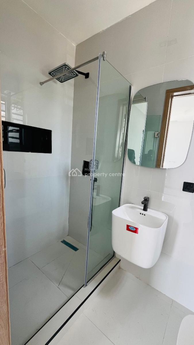 Well Built 2 Bedroom Apartment, Ikate, Lekki, Lagos, Flat / Apartment for Sale