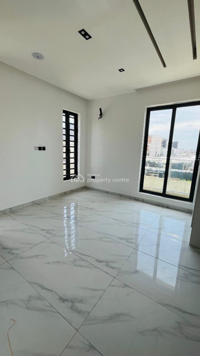 Well Built 2 Bedroom Apartment, Ikate, Lekki, Lagos, Flat / Apartment for Sale