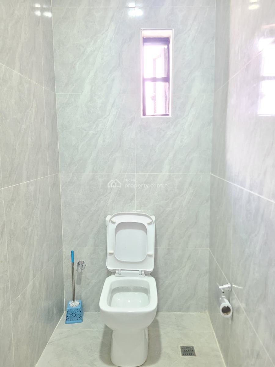 Standard and Fully Furnished 2 Bedroom, Ikate, Lekki, Lagos, Flat / Apartment for Sale