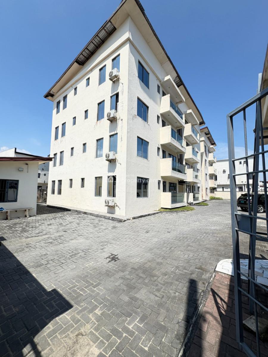 Well Maintained 2 Bedroom Apartment, Ikate, Lekki, Lagos, Flat / Apartment for Rent