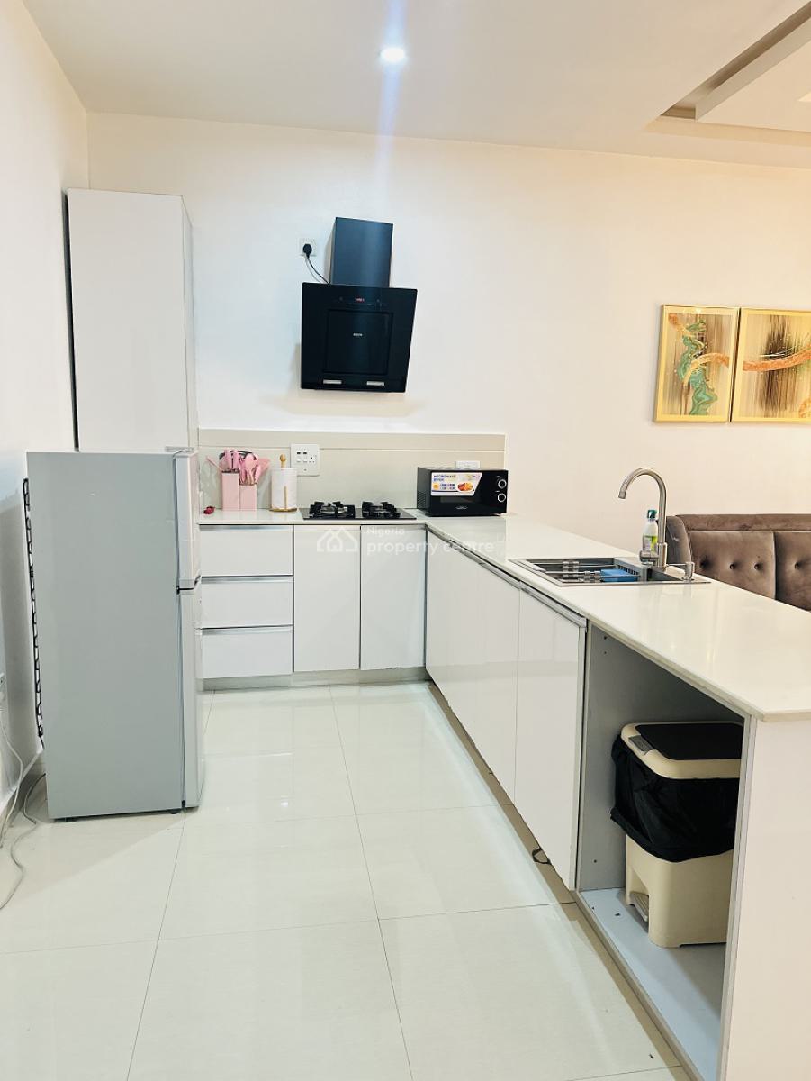 Nicely Furnished 1 Bedroom Apartment, Lekki Phase 1, Lekki, Lagos, Flat / Apartment Short Let