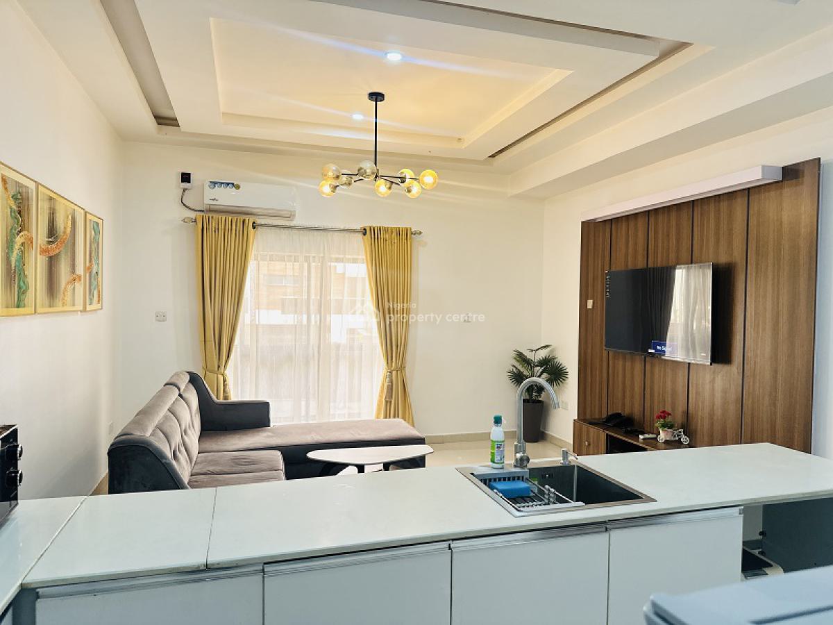 Nicely Furnished 1 Bedroom Apartment, Lekki Phase 1, Lekki, Lagos, Flat / Apartment Short Let