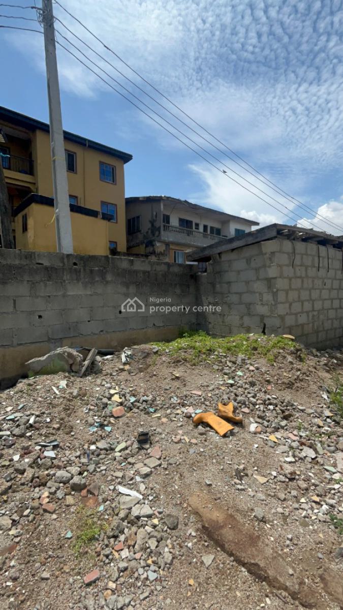 Ready to Build Land (one and Half Plots) Measuring 725.543), Aminu Street Off Kazeem, Alapere, Ketu, Lagos, Mixed-use Land for Sale
