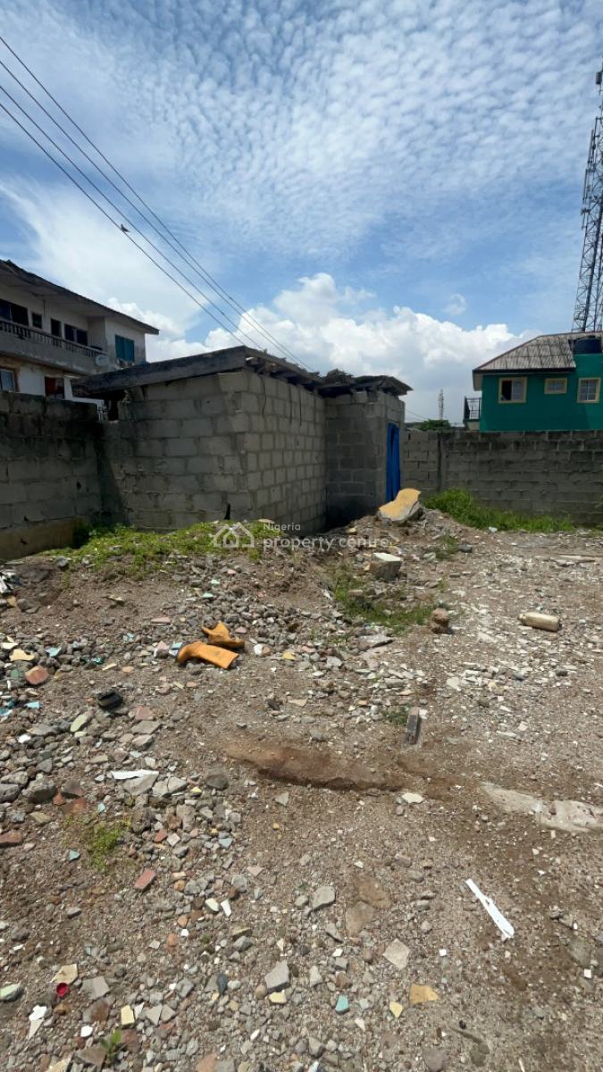 Ready to Build Land (one and Half Plots) Measuring 725.543), Aminu Street Off Kazeem, Alapere, Ketu, Lagos, Mixed-use Land for Sale