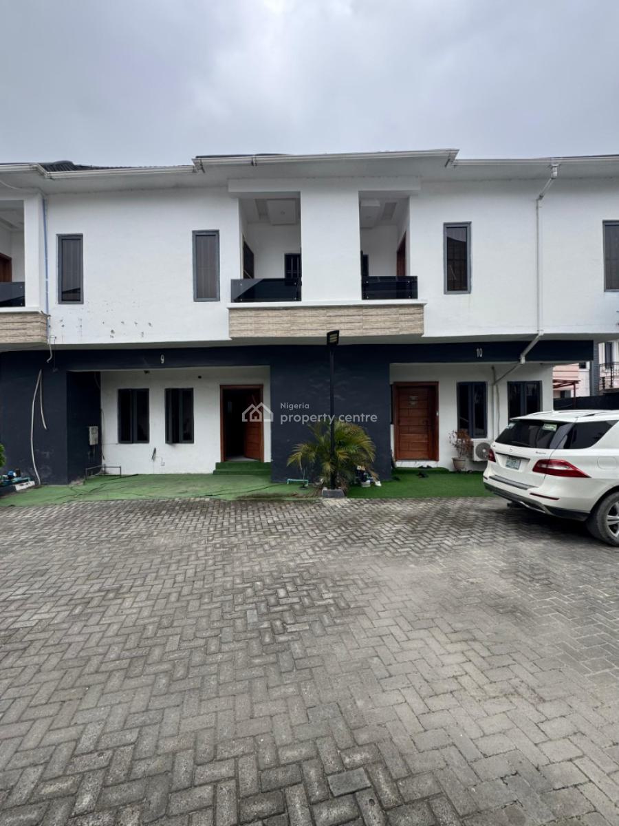 𝐖𝐄𝐋𝐋 𝐌𝐀𝐈𝐍𝐓𝐀𝐈𝐍𝐄𝐃 4 𝐁𝐄𝐃𝐑𝐎𝐎𝐌 𝐒𝐄𝐌𝐈 𝐃𝐄𝐓𝐀𝐂𝐇𝐄d, Lekki Free Trade Zone, Lekki, Lagos, Semi-detached Duplex for Rent