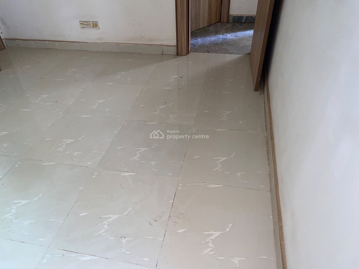 Lovely 3 Bedroom Apartment, Life Camp, Abuja, Flat / Apartment for Sale