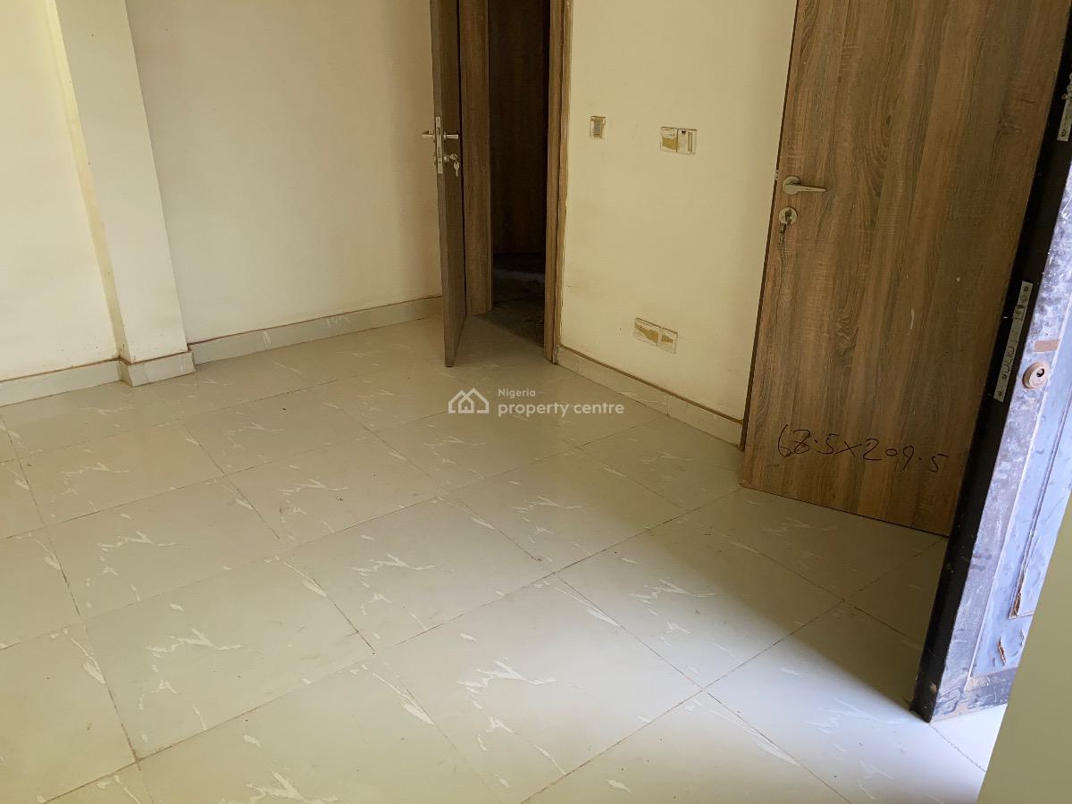 Lovely 3 Bedroom Apartment, Life Camp, Abuja, Flat / Apartment for Sale