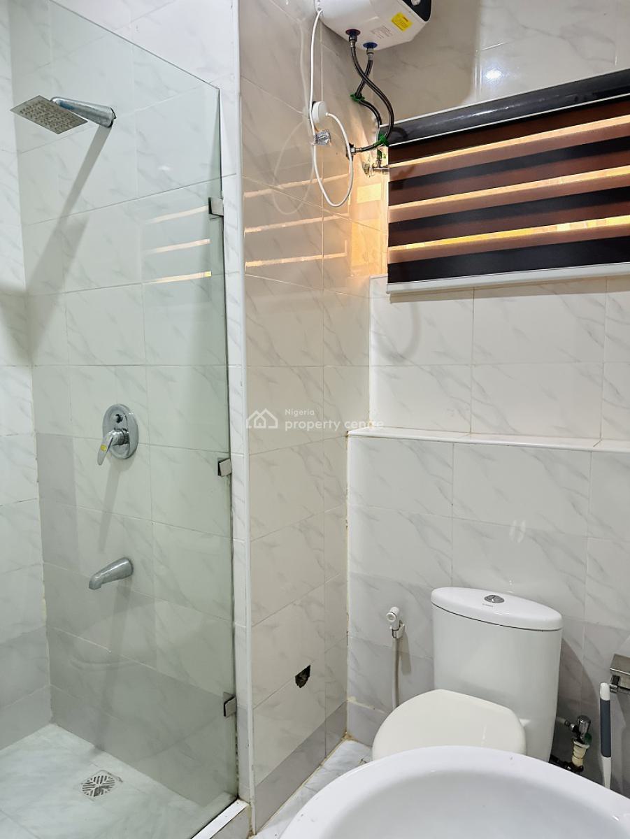 Nicely Furnished 1 Bedroom Apartment, Lekki Phase 1, Lekki, Lagos, Flat / Apartment Short Let