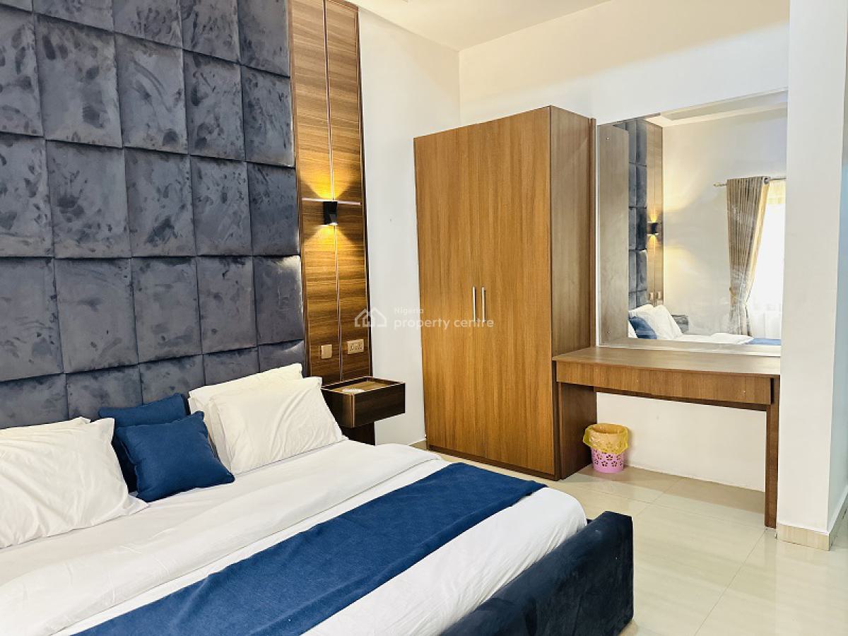 Nicely Furnished 1 Bedroom Apartment, Lekki Phase 1, Lekki, Lagos, Flat / Apartment Short Let