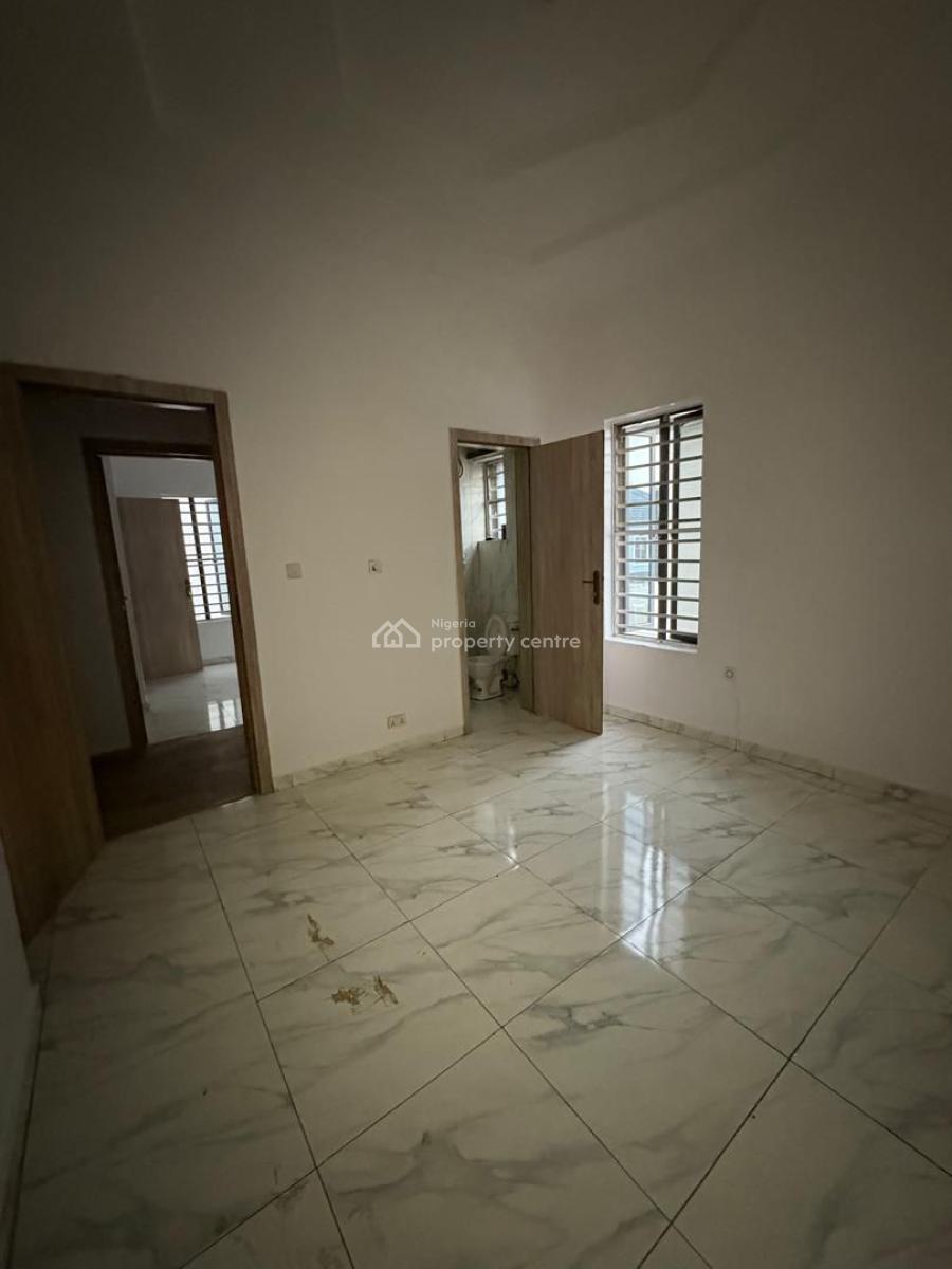 Spacious Standard Semi Master Bedroom, Idado Estate, Idado, Lekki, Lagos, Flat / Apartment for Rent