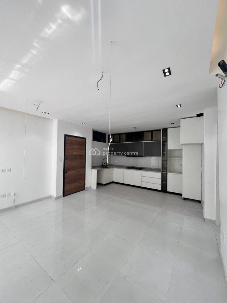 a 2 Bedroom Apartment, Ologolo, Lekki, Lagos, Flat / Apartment for Sale