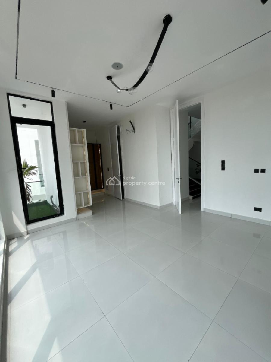 5 Bedrooms Fully Detached Duplex, Osapa, Lekki, Lagos, Detached Duplex for Sale