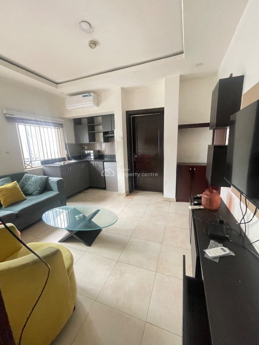 Luxury 2 Bedroom Apartment, Shakiru Anjorin Street, Lekki Phase 1, Lekki, Lagos, Flat / Apartment for Rent