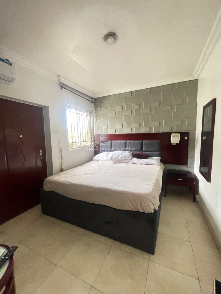 Luxury 2 Bedroom Apartment, Shakiru Anjorin Street, Lekki Phase 1, Lekki, Lagos, Flat / Apartment for Rent