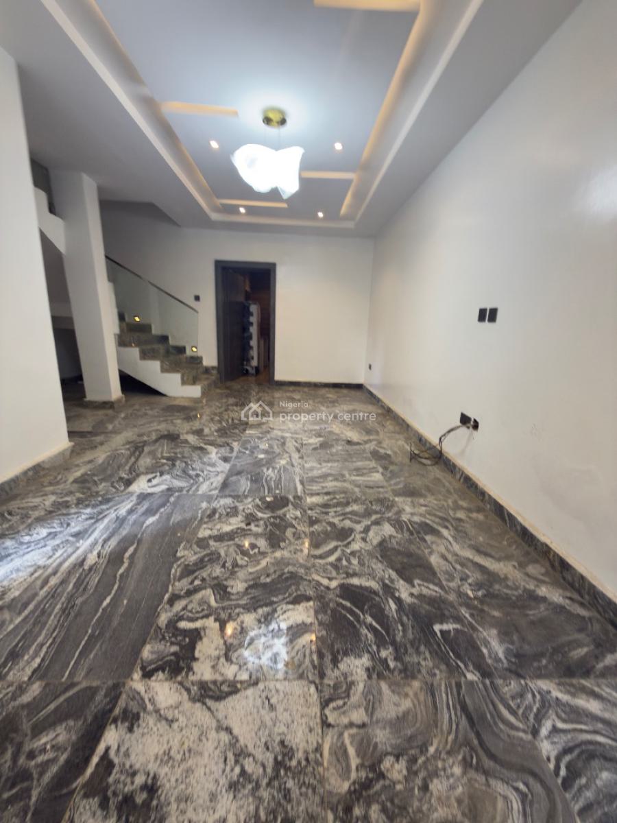 Exquisite 4 Bedroom Terrace with Bq, Zone 7, Wuse, Abuja, Terraced Duplex for Rent