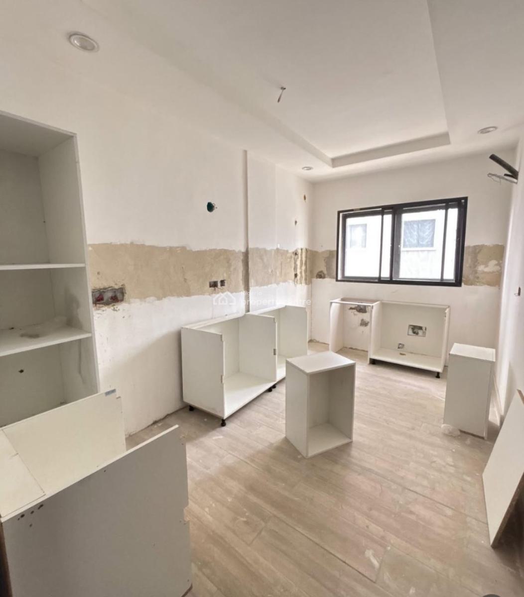 2 Bedrooms Newly Built  Fully Serviced Apartment Available, Oniru, Victoria Island (vi), Lagos, Flat / Apartment for Sale