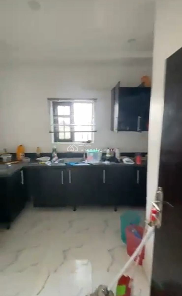 Modern 2 Bedroom Apartment, Near Blenco Shoppers Hub, Sangotedo, Ajah, Lagos, Flat / Apartment for Rent