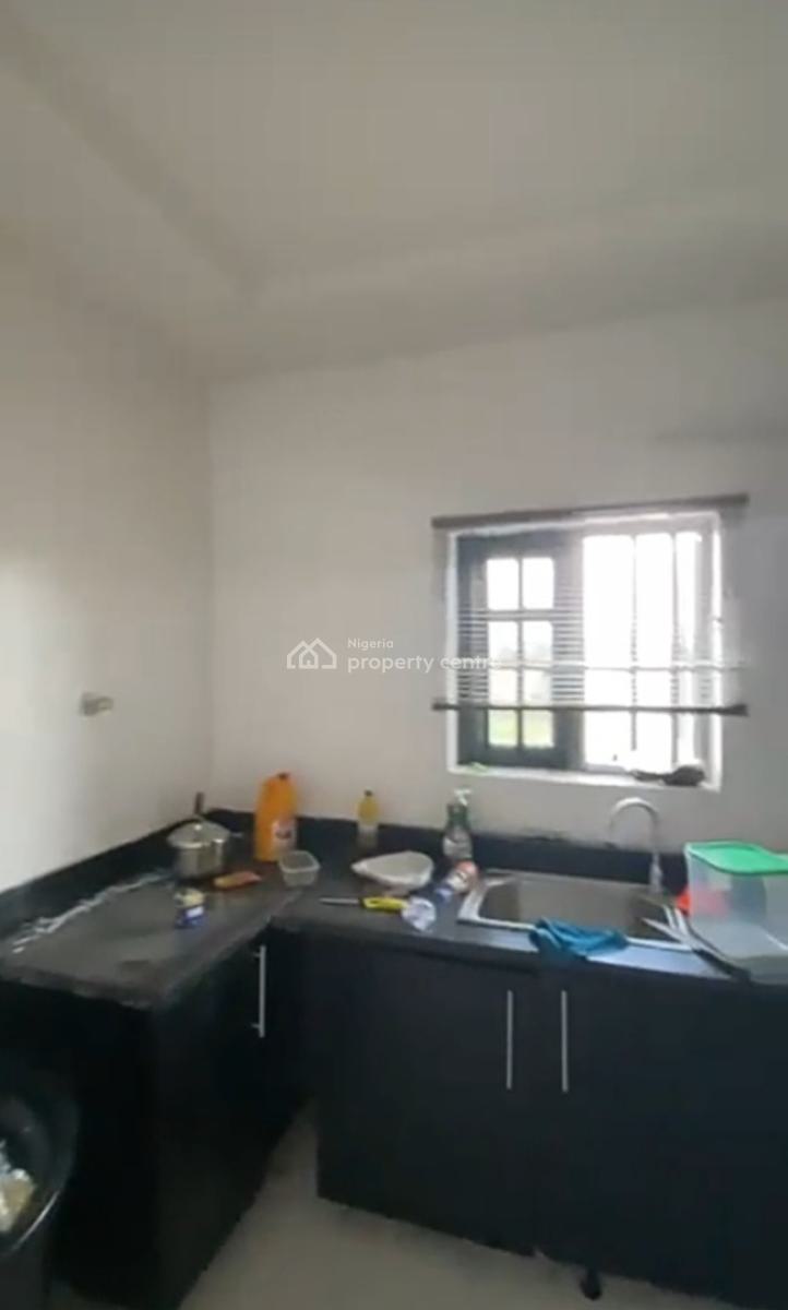 Modern 2 Bedroom Apartment, Near Blenco Shoppers Hub, Sangotedo, Ajah, Lagos, Flat / Apartment for Rent