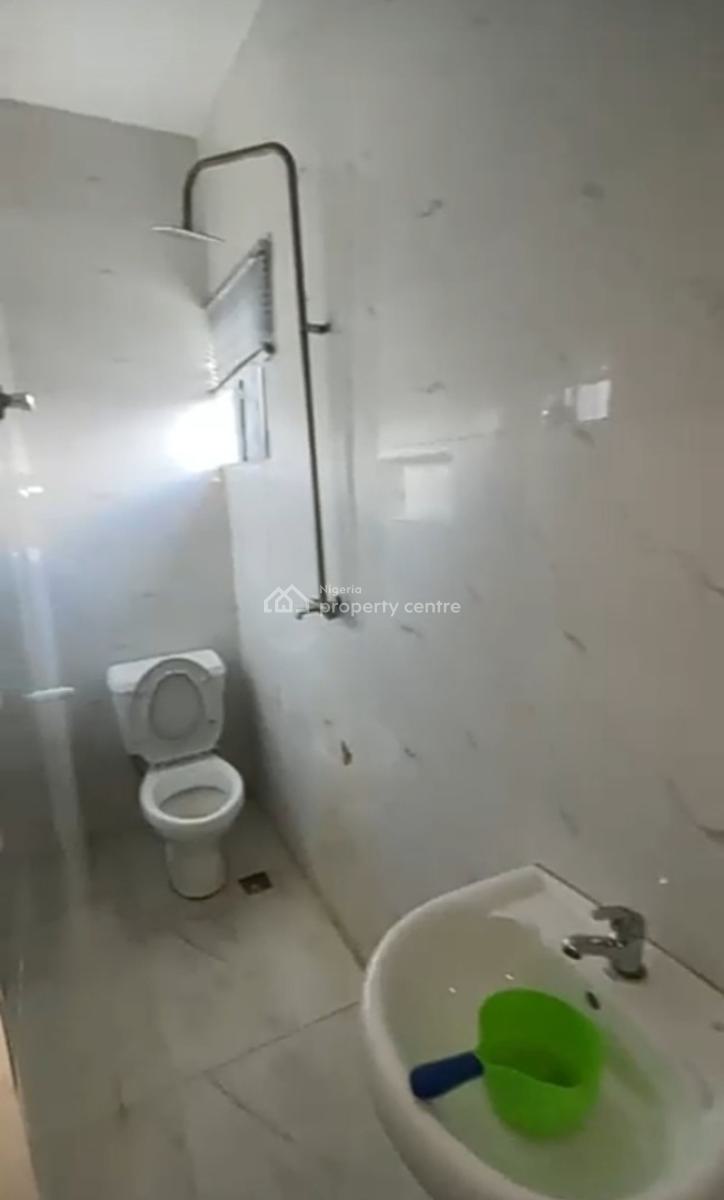 Modern 2 Bedroom Apartment, Near Blenco Shoppers Hub, Sangotedo, Ajah, Lagos, Flat / Apartment for Rent