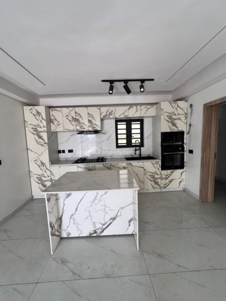 a Two Bedroom Penthouse Apartment, Ologolo, Lekki, Lagos, Flat / Apartment for Sale