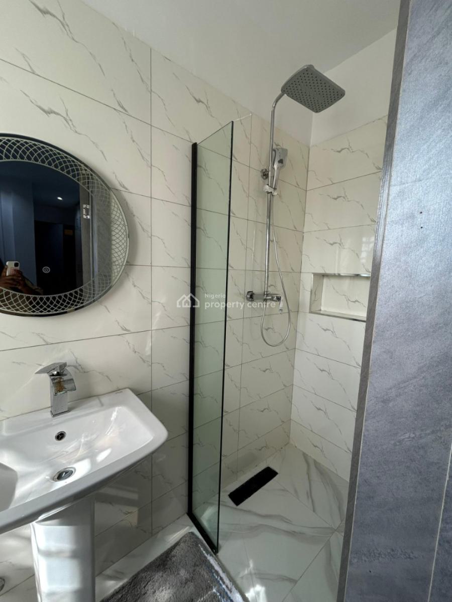 Luxury 3 Bedroom Apartment, Lekki Phase 1, Lekki, Lagos, Flat / Apartment Short Let