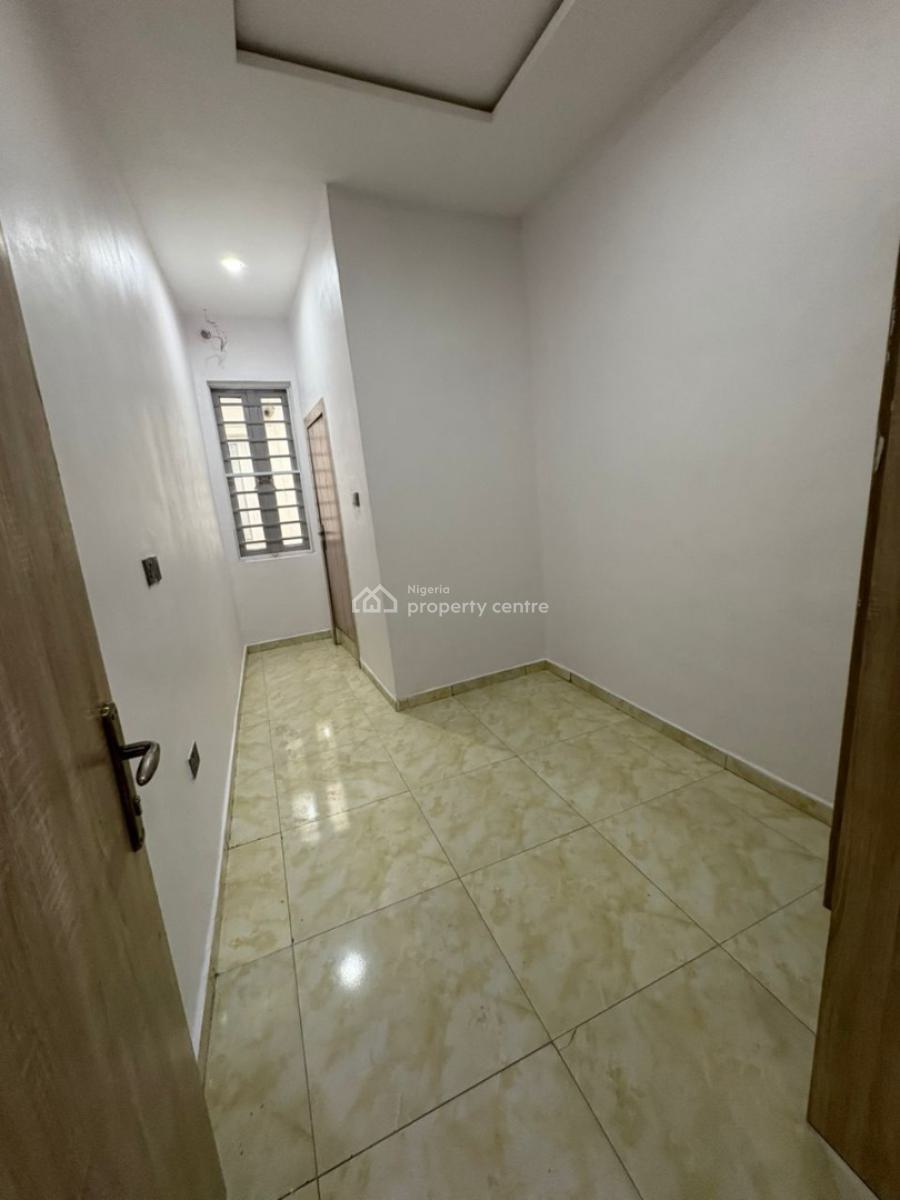 Affordable Room in a Shared Apartment, Royal Pine Estate Orchid Road Eleganza Bustop Lekki Lagos, Lekki Phase 2, Lekki, Lagos, Flat / Apartment for Rent