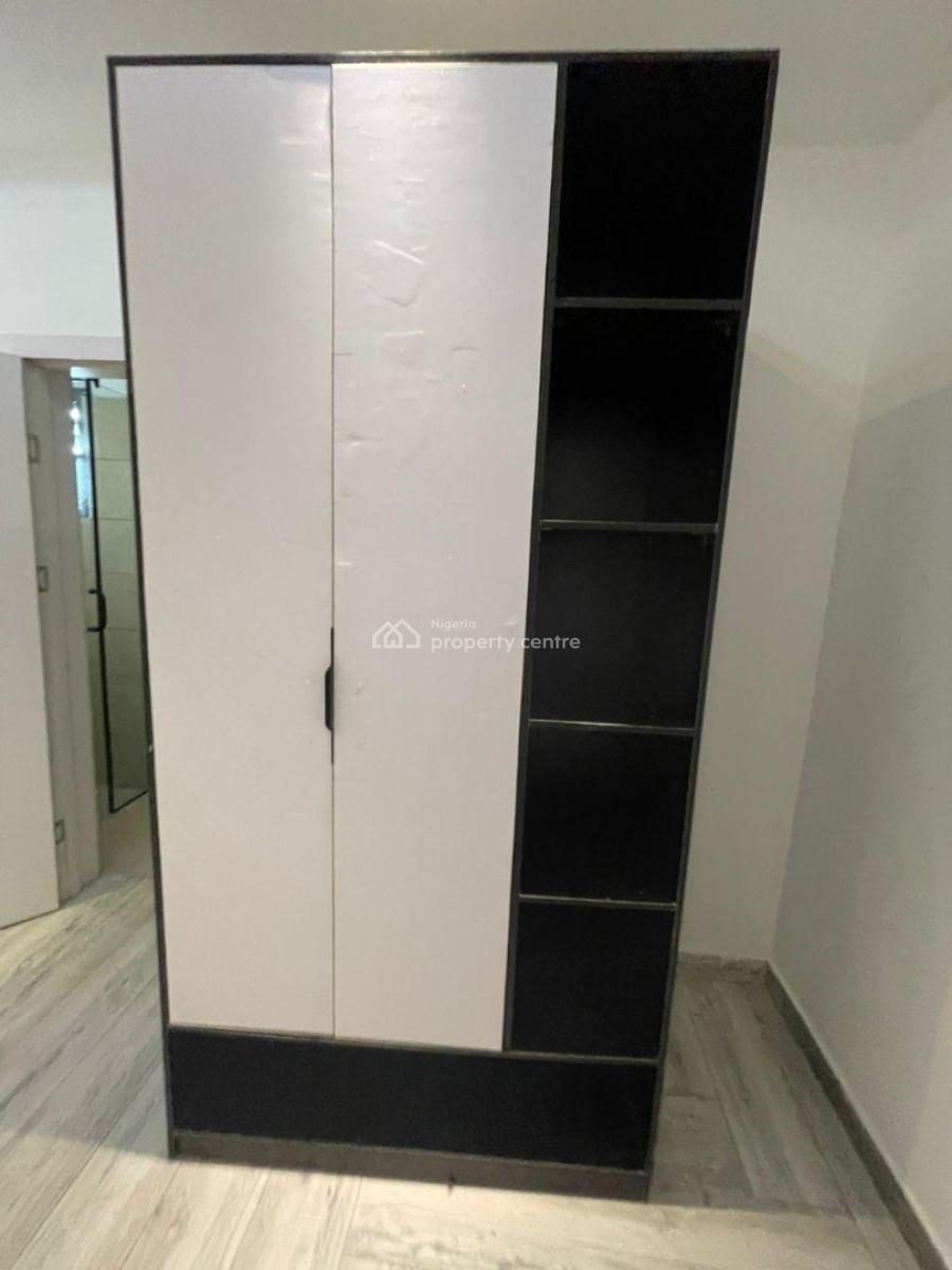 Spacious 2 Bedroom Flat, Spg Road, Ologolo, Lekki, Lagos, Flat / Apartment for Rent