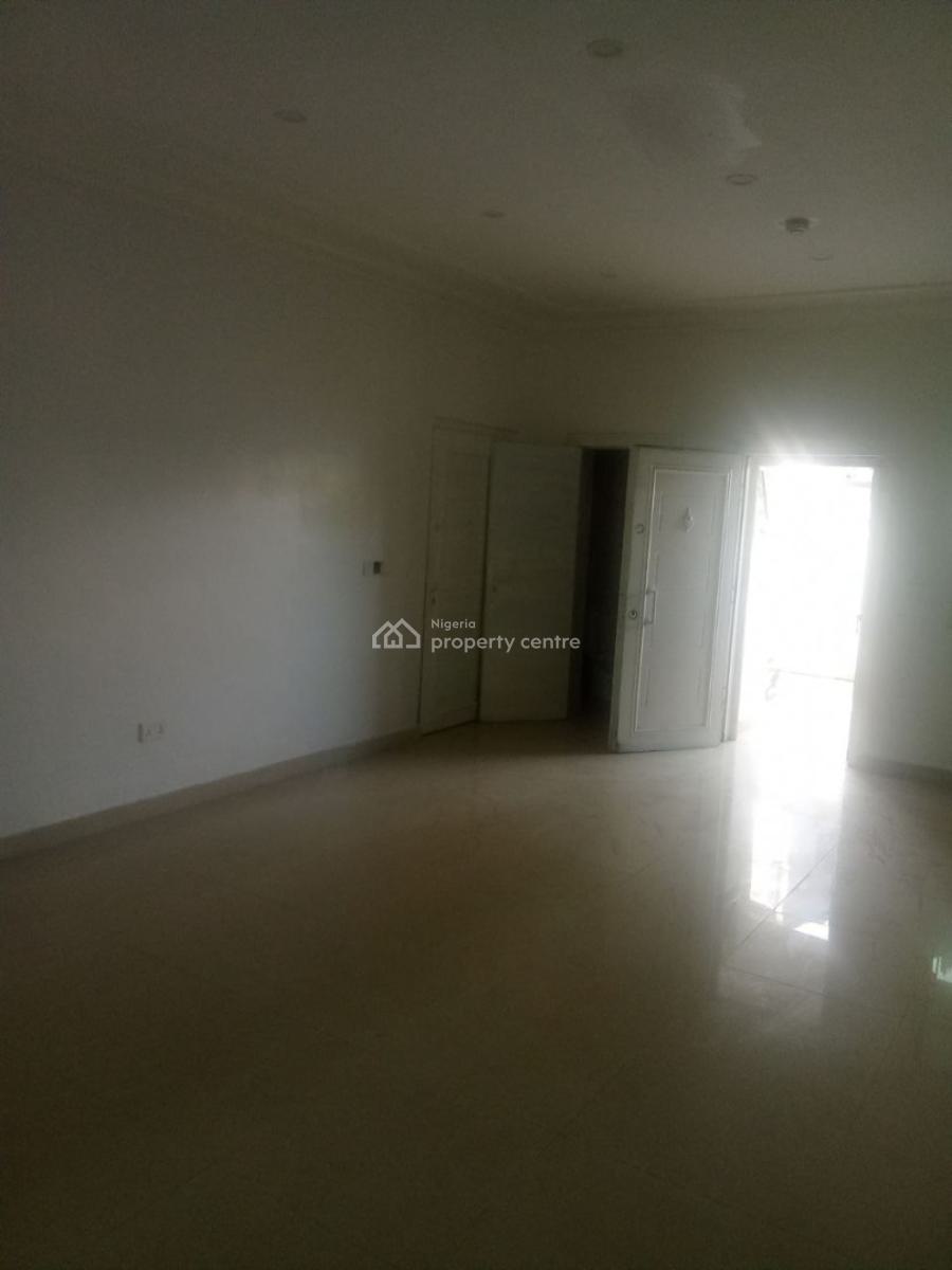 a 3 Bedroom Apartment with Bq, Lekki Phase 1, Lekki, Lagos, Flat / Apartment for Rent