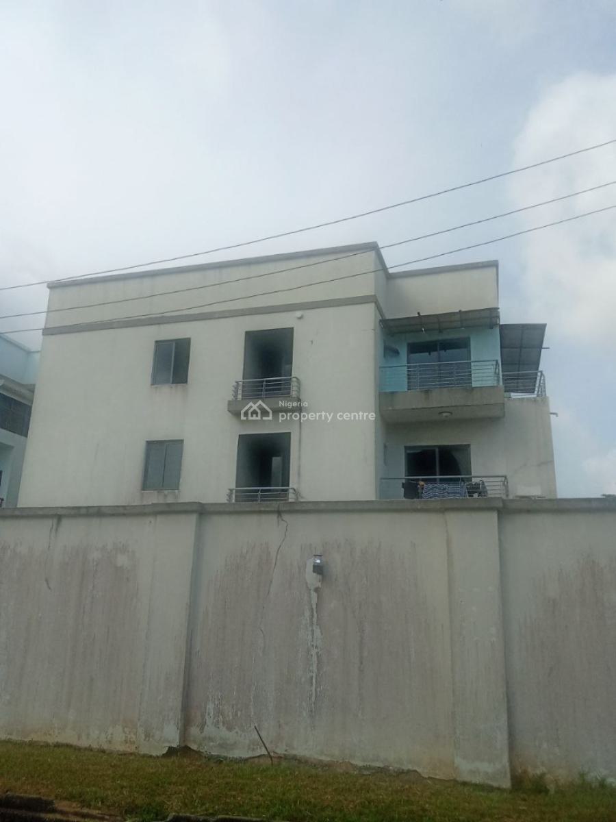a 3 Bedroom Apartment with Bq, Lekki Phase 1, Lekki, Lagos, Flat / Apartment for Rent