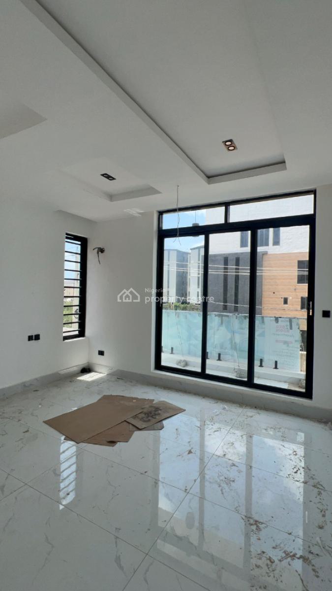 Stylish 2-bedroom Apartment Now Available, Lekki Phase 1, Lekki, Lagos, Flat / Apartment for Sale