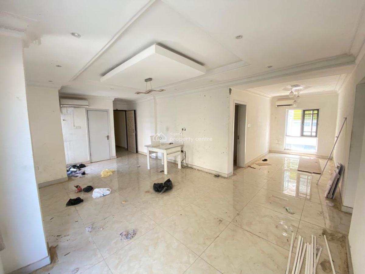 Luxury 2 Bedroom with Pool, Gym, Lift & 24/7 Power Supply, Off Admiralty Road, Lekki Phase 1, Lekki, Lagos, Flat / Apartment for Rent