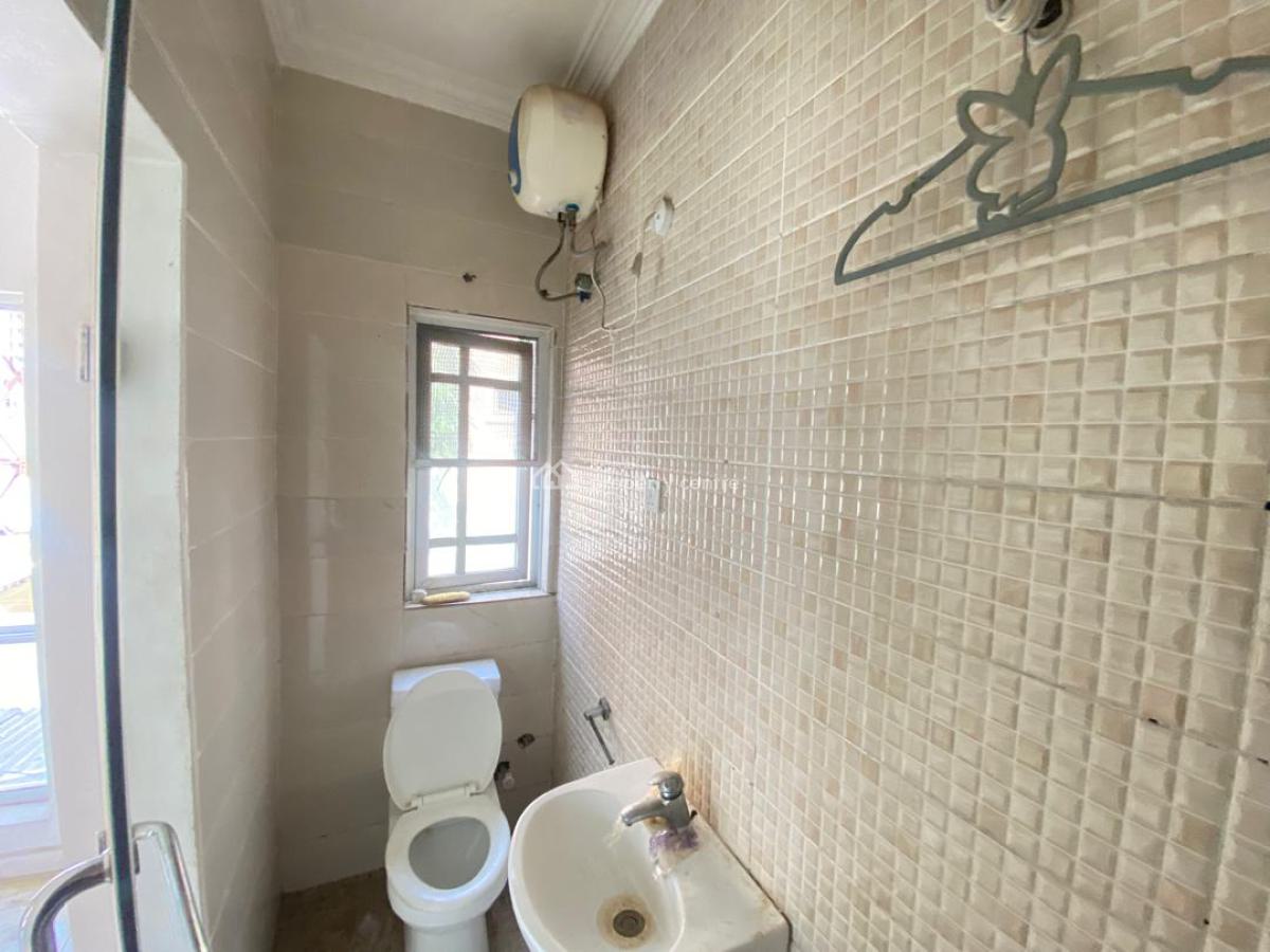 Luxury 2 Bedroom with Pool, Gym, Lift & 24/7 Power Supply, Off Admiralty Road, Lekki Phase 1, Lekki, Lagos, Flat / Apartment for Rent