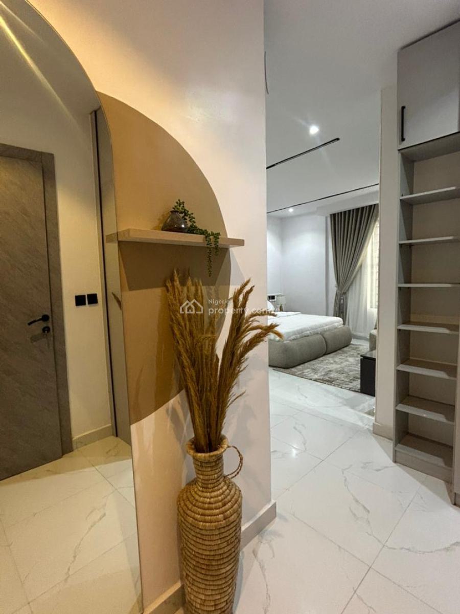 Newly Launched Luxurious 3 Bedroom Apartment, Lekki Phase 1, Lekki, Lagos, Flat / Apartment Short Let