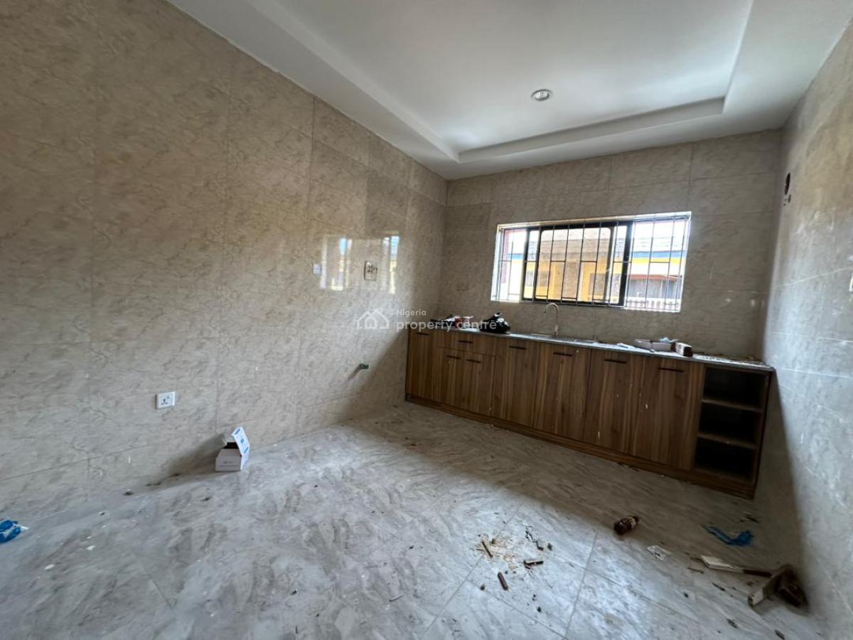 Modern 2 Bedroom Apartment, Gra Phase 2, Magodo, Lagos, Flat / Apartment for Rent
