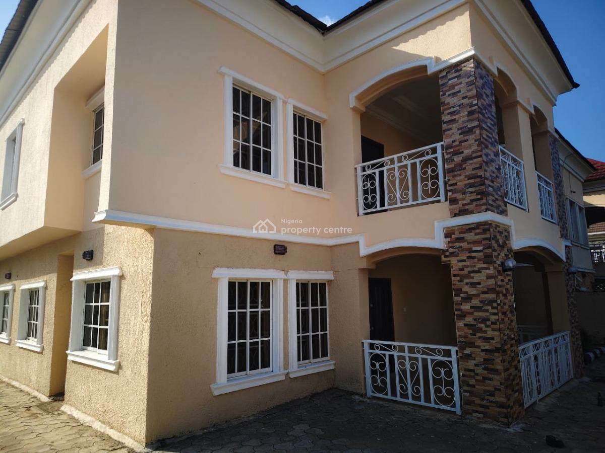 5 Bedrooms Duplex, 2 Living Rooms and 2 Selfcontain Apartment, Gwarinpa, Abuja, Semi-detached Duplex for Rent
