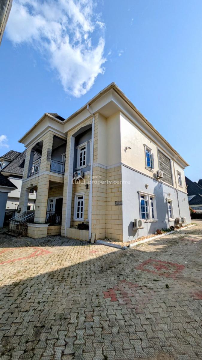 Clean 5 Bedroom Detached Duplex with Bq, Gwarimpa Extension/karsana, Gwarinpa, Abuja, Detached Duplex for Sale
