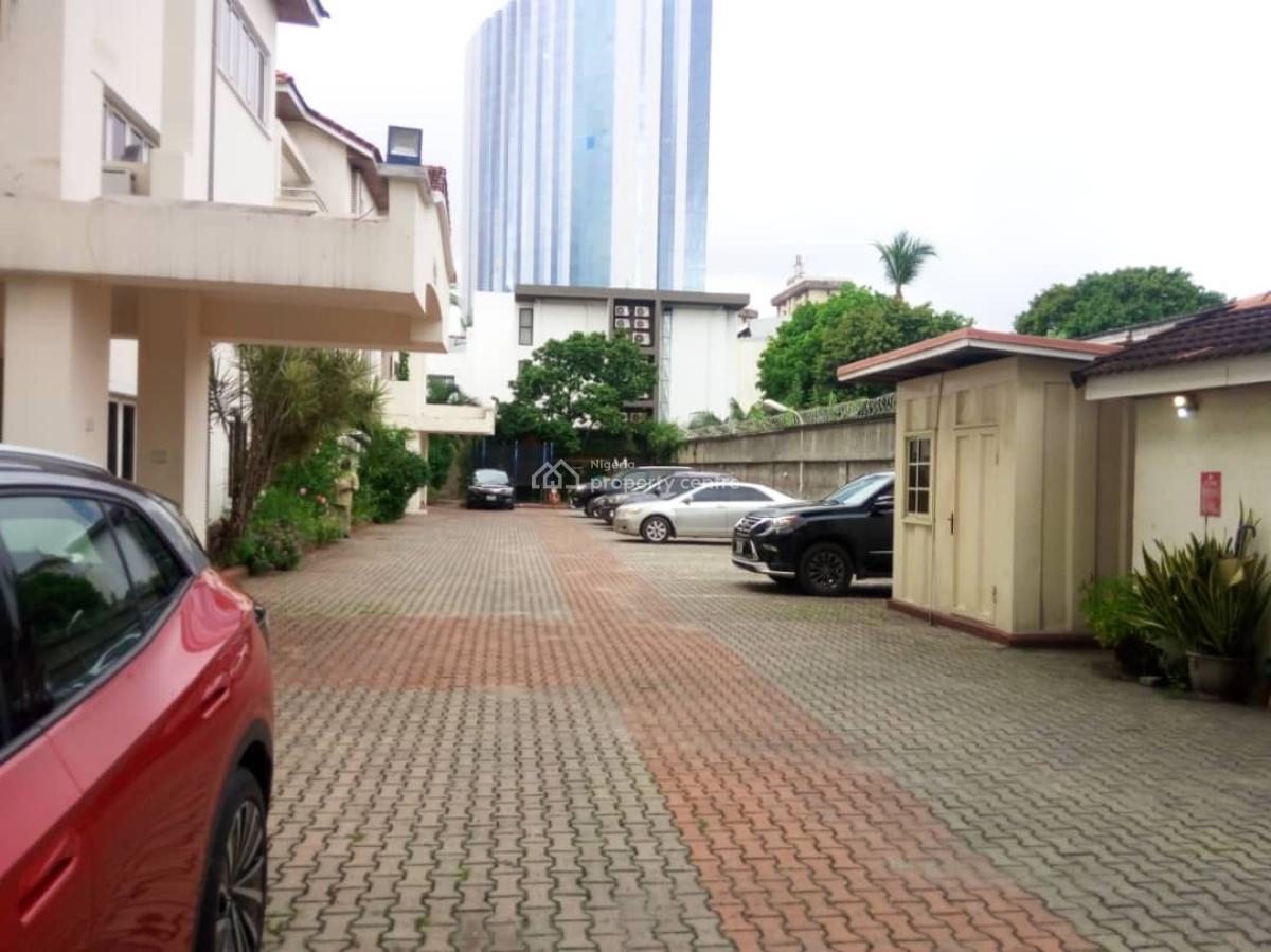 Luxury 8 Units of 3 Bedroom Apartment and 2 Units of 4 Bedroom Penthouse, Victoria Island (vi), Lagos, House for Sale