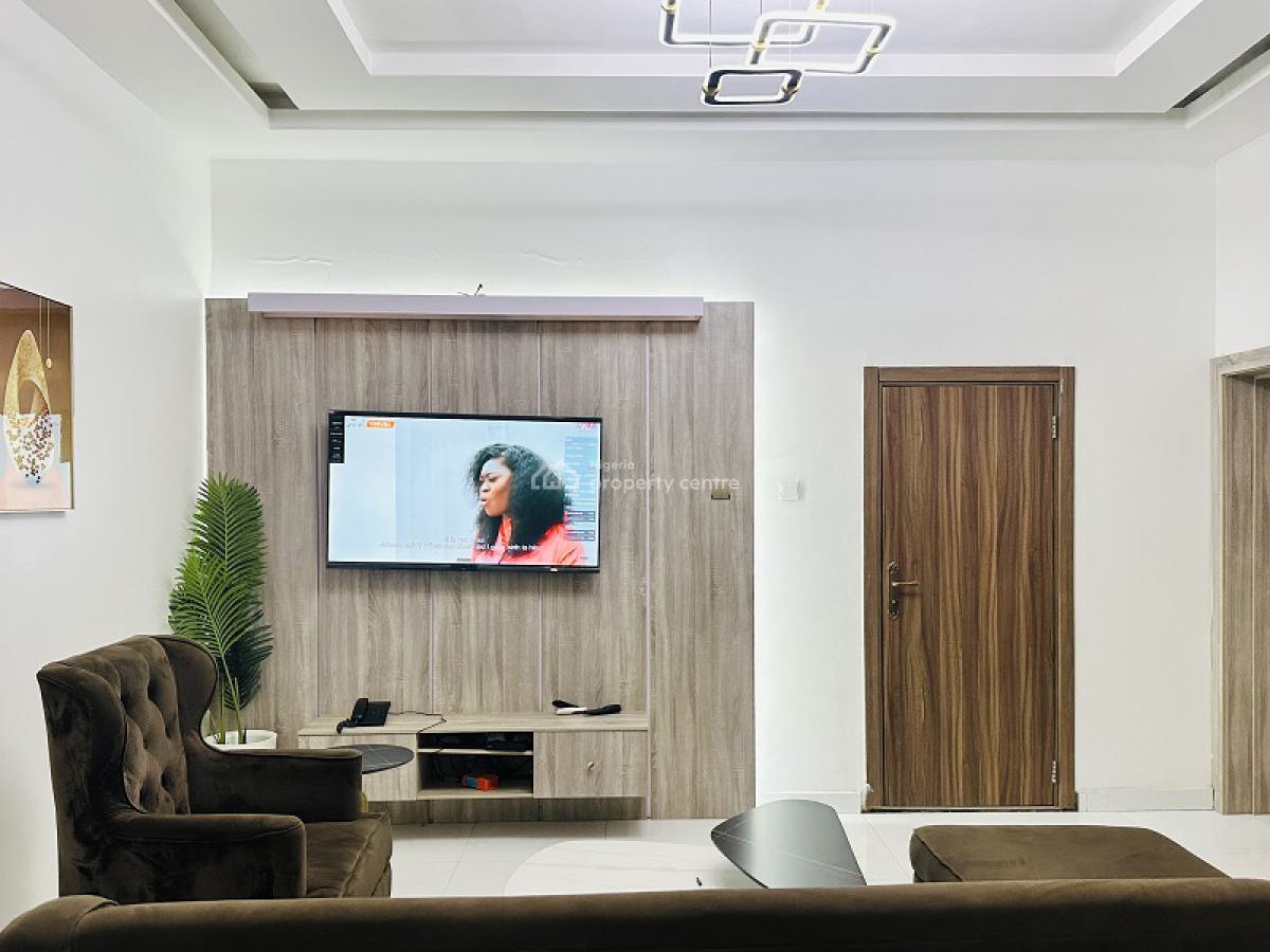 Nicely Furnished 2 Bedroom Apartment, Lekki Phase 1, Lekki, Lagos, Flat / Apartment Short Let
