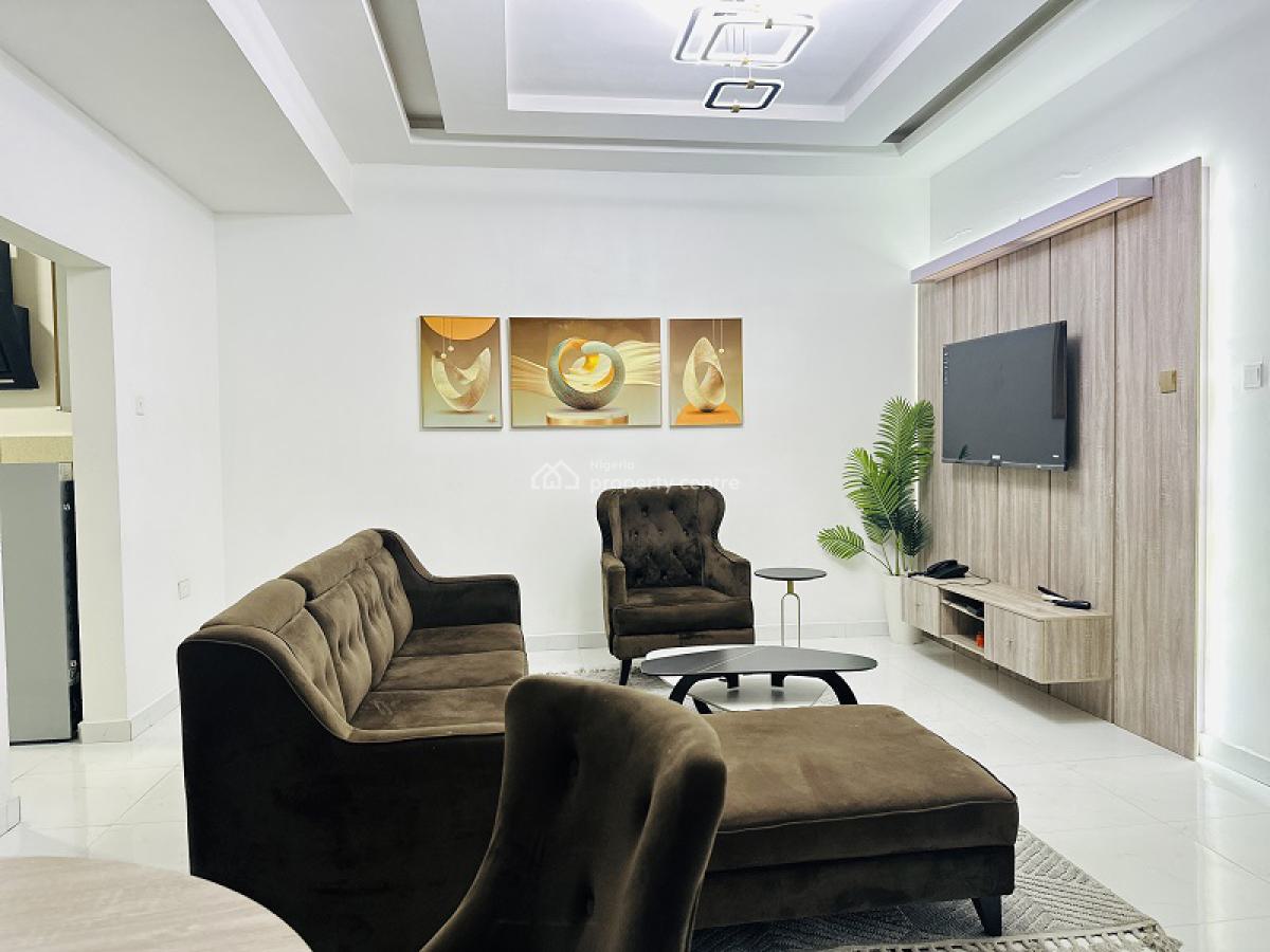 Nicely Furnished 2 Bedroom Apartment, Lekki Phase 1, Lekki, Lagos, Flat / Apartment Short Let
