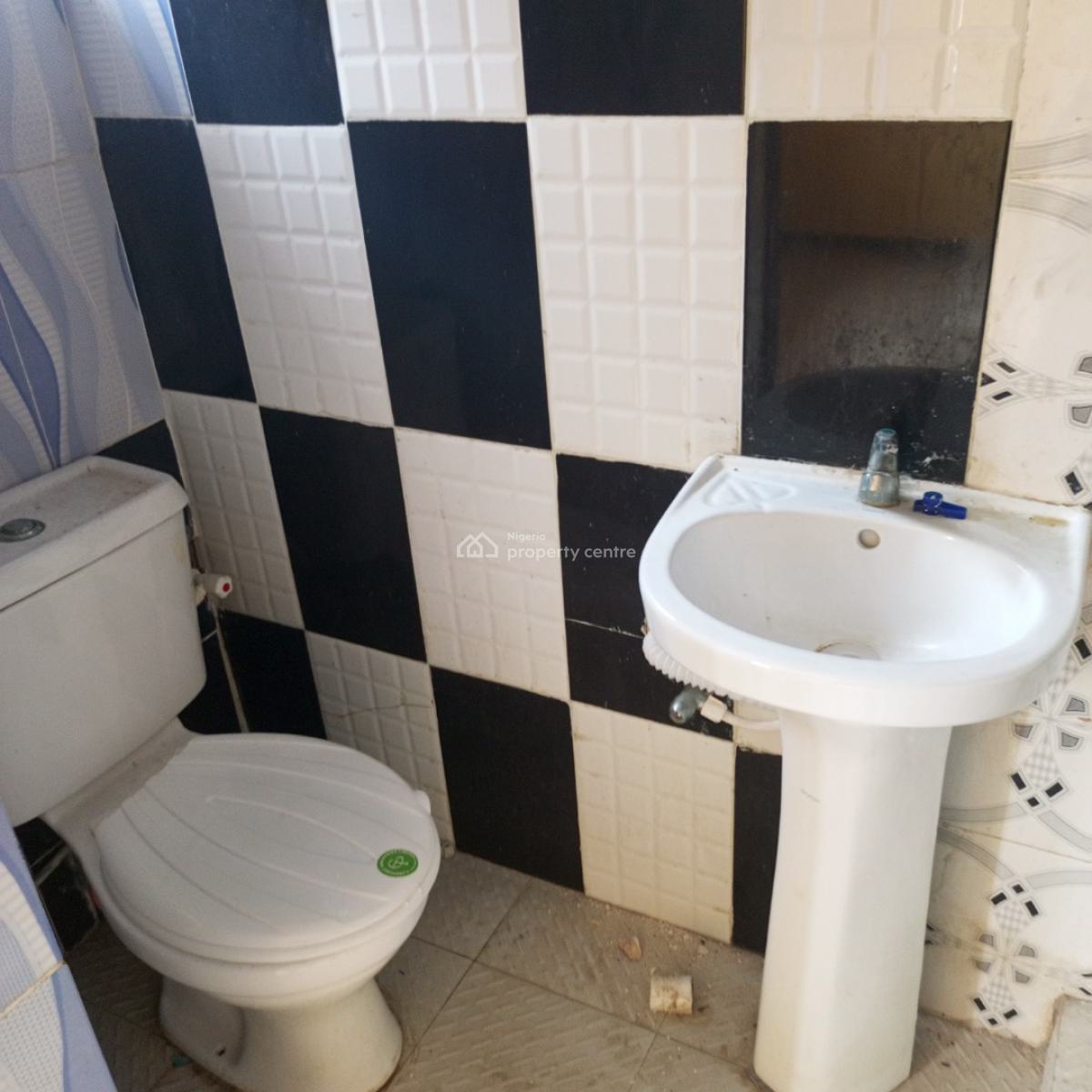 Three Bedroom Apartment, Awoyaya, Ibeju Lekki, Lagos, Flat / Apartment for Rent