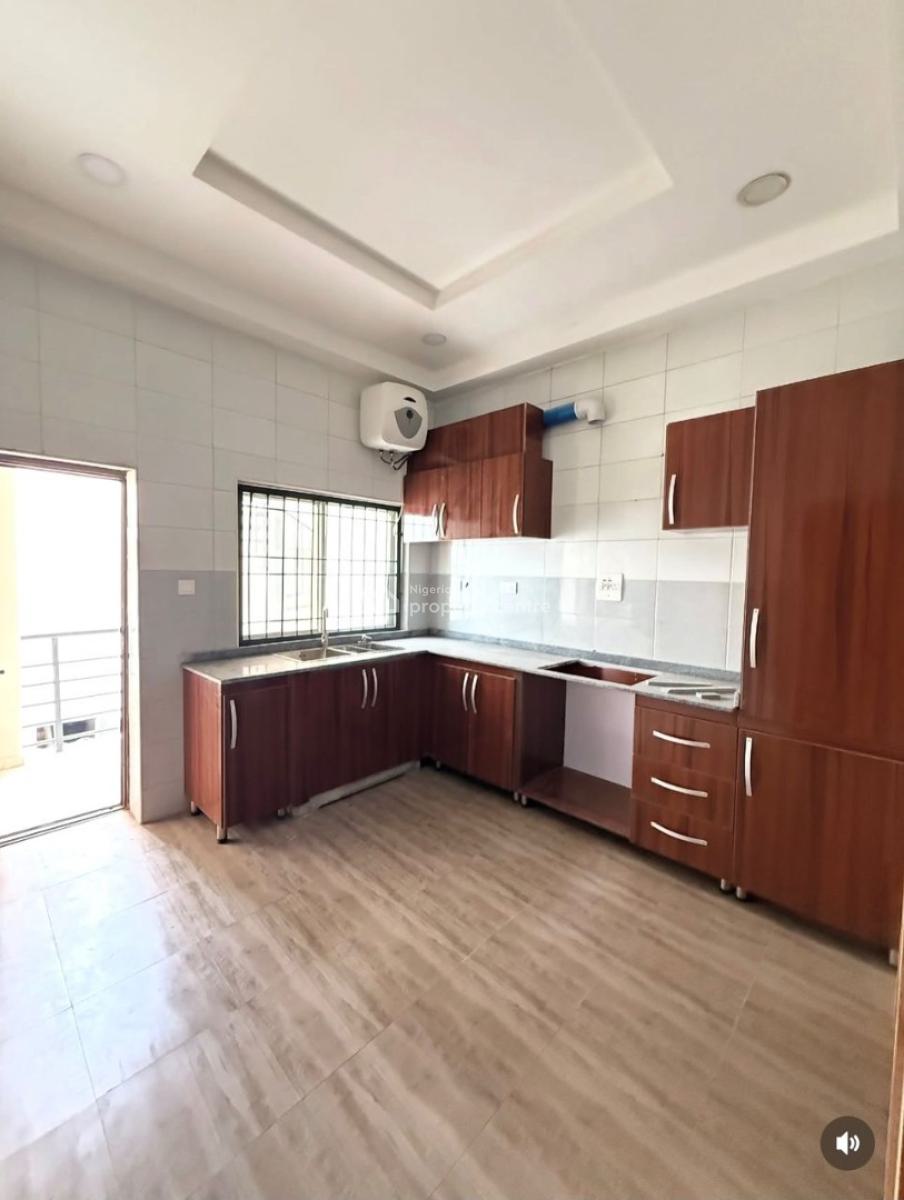 Tasteful 3 Bedrooms Apartment with Acs and Generator, Gilmore, Jahi, Abuja, Flat / Apartment for Rent