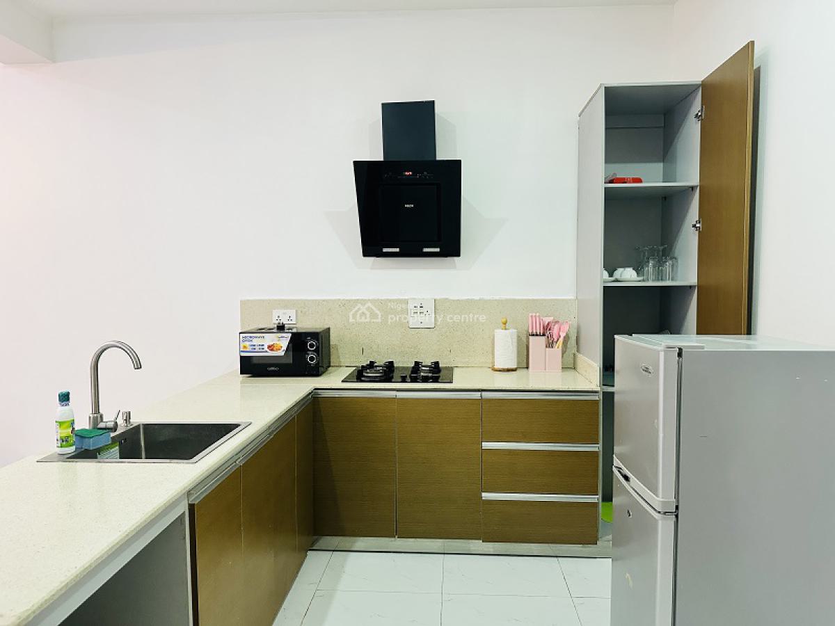 Nicely Furnished 1 Bedroom Apartment, Lekki Phase 1, Lekki, Lagos, Flat / Apartment Short Let