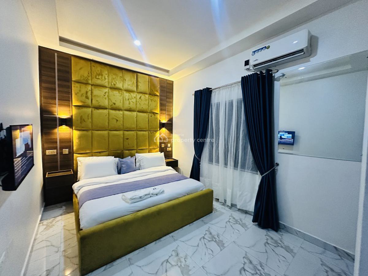 Nicely Furnished 1 Bedroom Apartment, Lekki Phase 1, Lekki, Lagos, Flat / Apartment Short Let